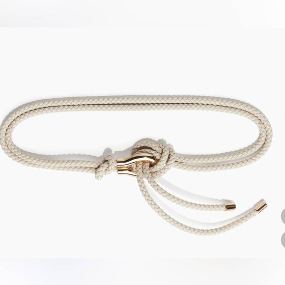 H&M Accessories - NWOT Cream Rope Belt with Gold Accents